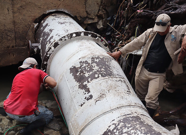 Se impulsan 12 obras de agua potable