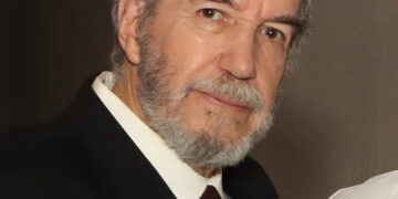 Se deben acreditar los planes de estudio