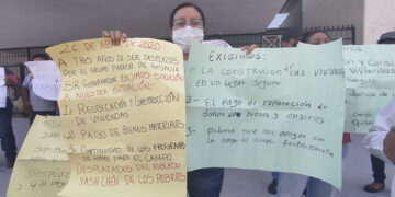 Desplazados reclaman un espacio