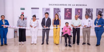 Inaugura exposición fotográfica“salvaguardas de la memoria”