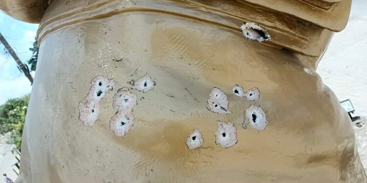 Balean estatua de Zapata