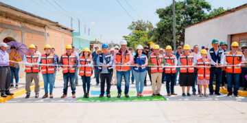 Entrega obras en Revolución Mexicana