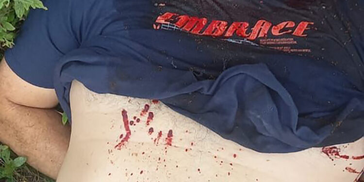 Lo levantaron y lo asesinaron