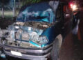 Destrozó su camioneta