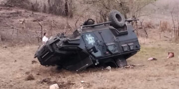 Cinco elementos lastimados