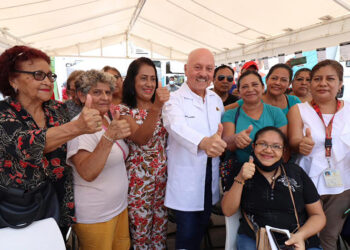 Llegan Convoyes de la salud a mercados