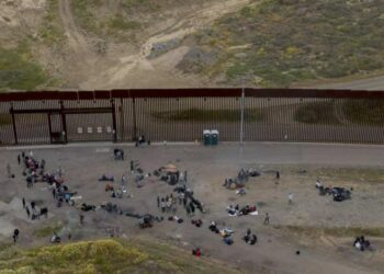 “La frontera NO está abierta”
