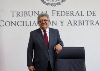 ACÁ ENTRE NOS