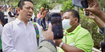 Defiende política migratoria humanista de AMLO y REC