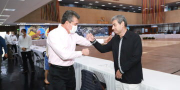 Exhortó a no bajar la guardia