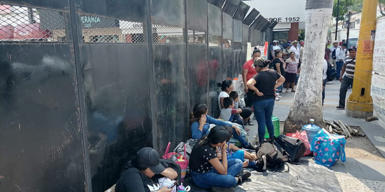 Exigen indemnización