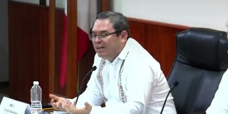 Encabezó su última sesión como presidente