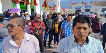 Toman presidencia en Teopisca