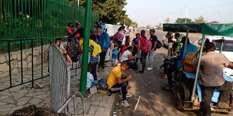Siguen llegando migrantes