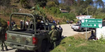 Militares piden liberación