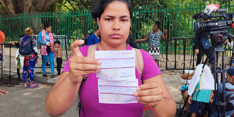 INM regresa a mujer que se dirigía a México