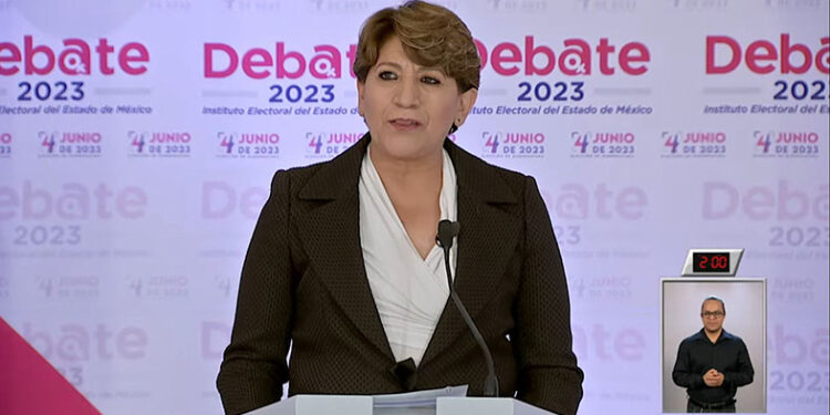 ¡Delfina gana debate!