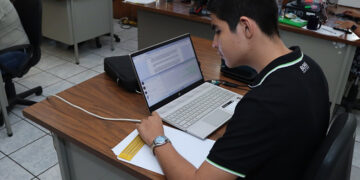 Va la Constitución mexicana en braille