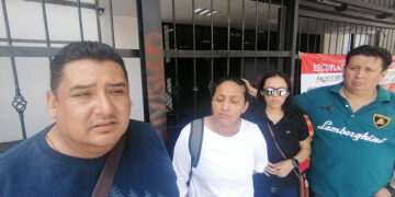 Exponen carencias en escuela