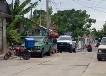 Se colgó dentro de un taller