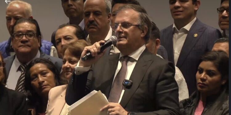 Anticipa Ebrard renuncia; “lastima”el proceso: Monreal