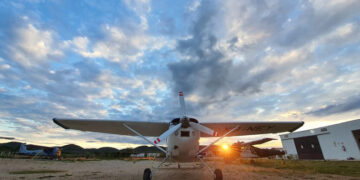 Se desploma avioneta