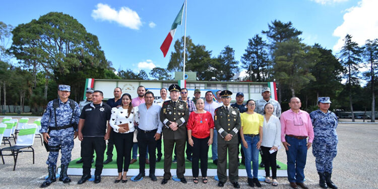 Relevan mando del Ejército