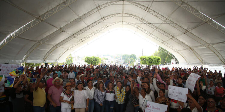 Hay que fortalecer el tejido social