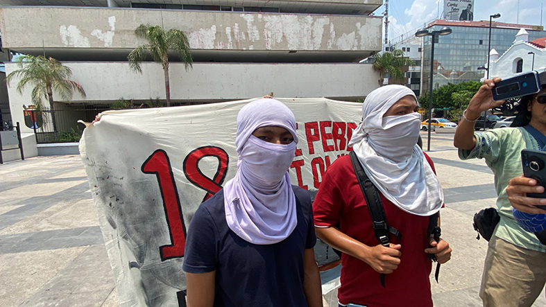 Exigen que se retiren cargos en su contra