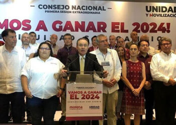 Participa Rutilio en sesión extraordinaria