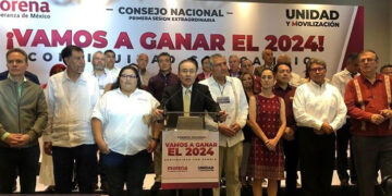 Participa Rutilio en sesión extraordinaria