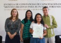 Entrega constancias de capacitación