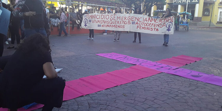 Marcha por víctima de feminicidio
