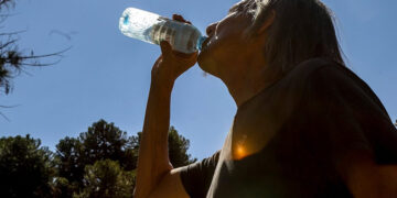 Ciudadanía busca alternativas para mitigar calor