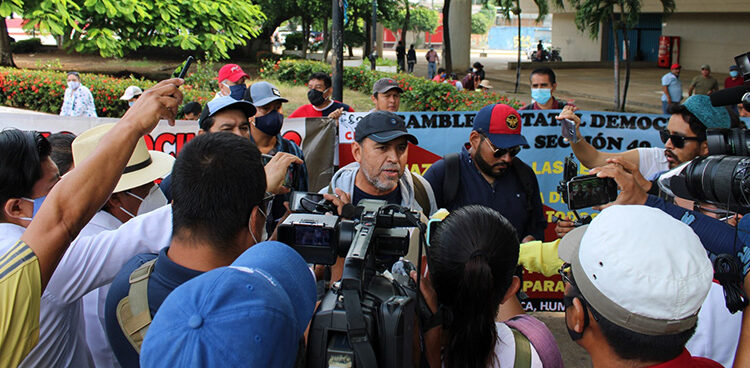 Implementan clases alternas