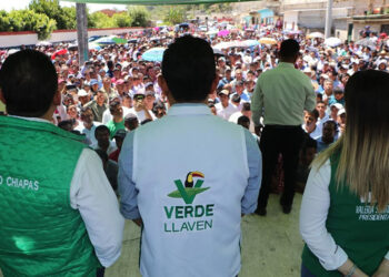 Llaven Abarca recibe respaldo