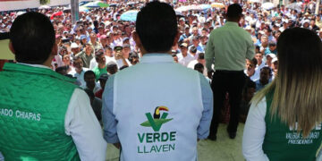 Llaven Abarca recibe respaldo