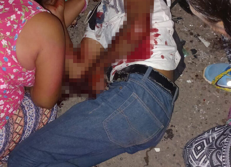 Se lo llevaron de corbata