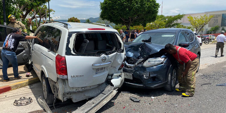 Carambola deja tres lesionados