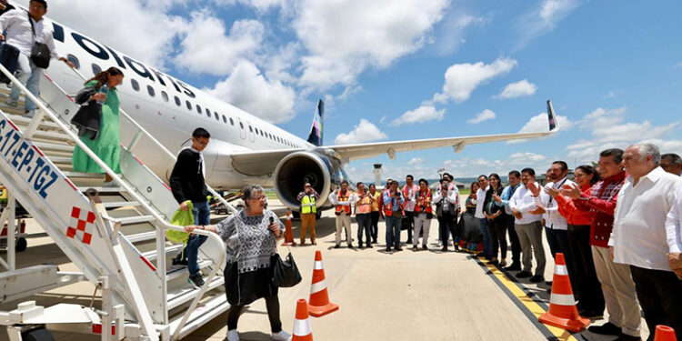 Inauguró nueva ruta aérea