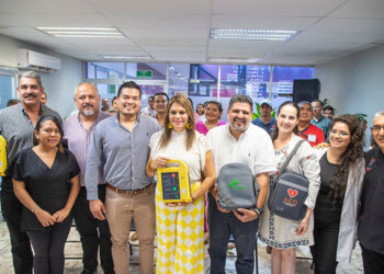 Entrega equipo médico de punta
