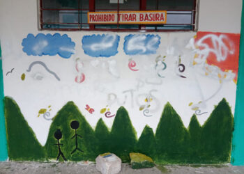 Destruyen mural hecho por niños