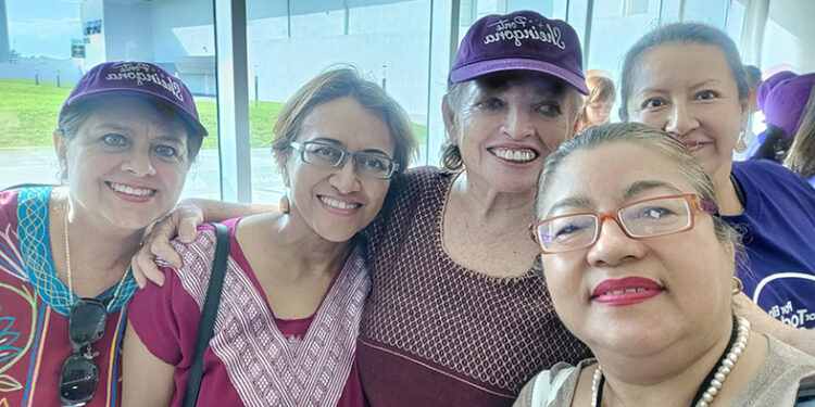 Claudia,esperanza de las mujeres