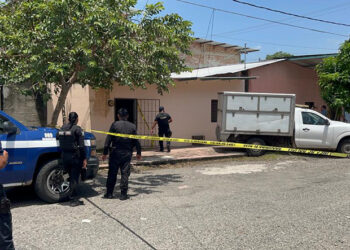 Fallece en su casa