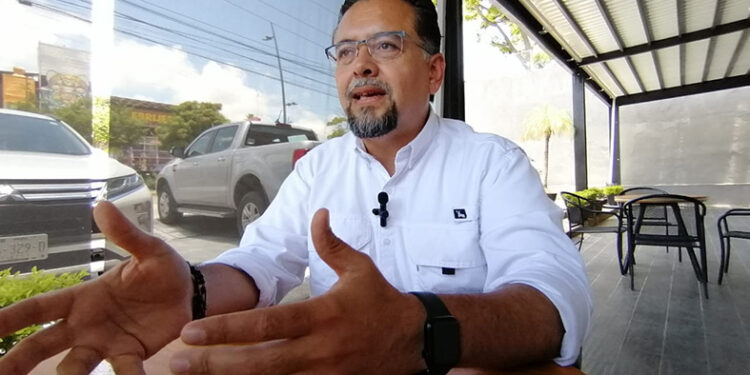 Morena y Sheinbaum reúnen masas, sin acarreados