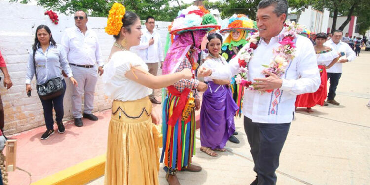 Inauguró Clínica de parto humanizado