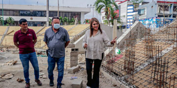 Supervisa avance parque central Miguel Hidalgo