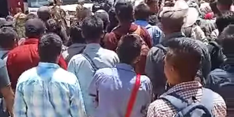 Continúa el conflicto con grupos armados