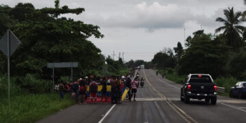 Sale primera caravana de venezolanos