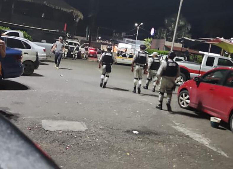 Sedena toma el control